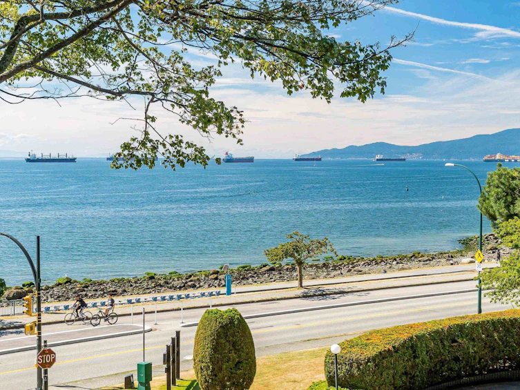 403-1575 Beach Avenue, Vancouver, BC, V6G 1Y5 - 2