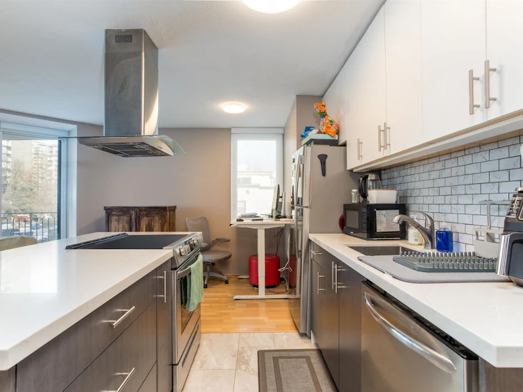 403-1575 Beach Avenue, Vancouver, BC, V6G 1Y5 - 5