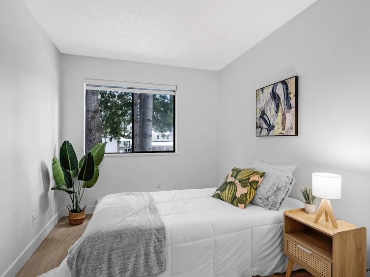 216-10530 154 Street, Surrey, BC, V3R 8A2 - 17
