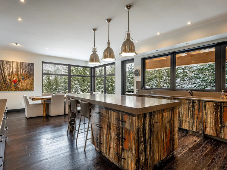 1563 Spring Creek Drive, Whistler, BC, V8E 0A2 - 12