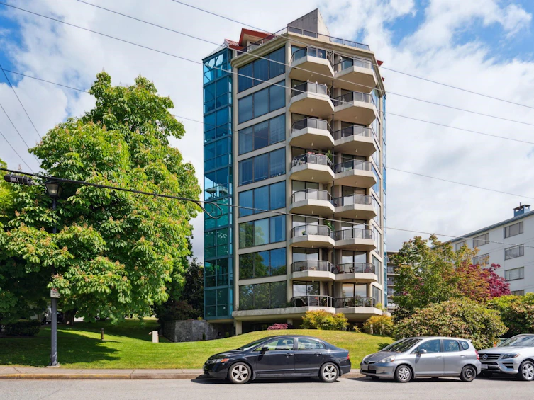 102-1689 Duchess Avenue, West Vancouver, BC, V7V 1P7 - 10