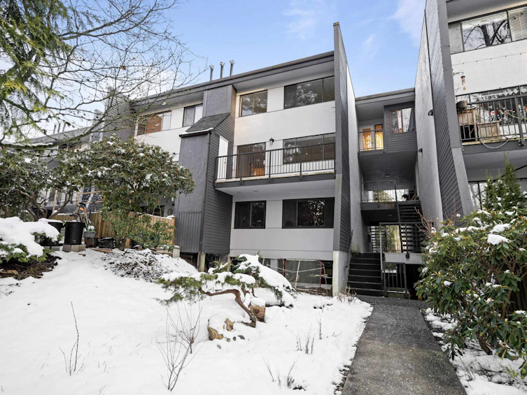7354 Coronado Drive, Burnaby, BC, V5A 1R1 - 2