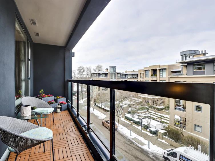 404-2268 Redbud Lane, Vancouver, BC, V6K 4S6 - 4