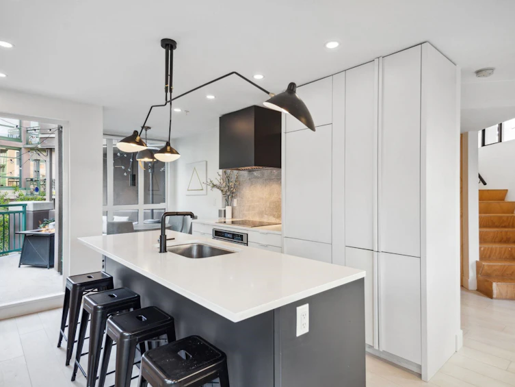 4-9 E Cordova Street, Vancouver, BC, V6A 1K3 - 6