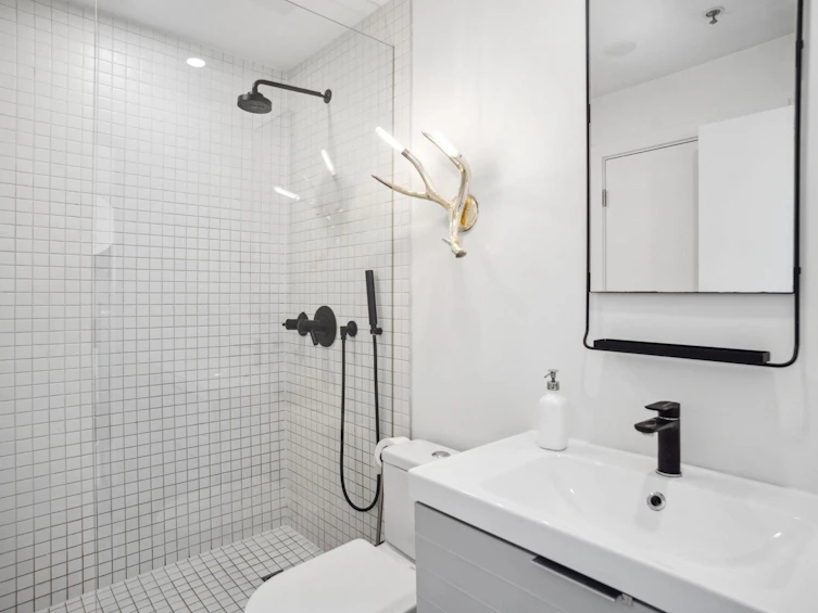 4-9 E Cordova Street, Vancouver, BC, V6A 1K3 - 12