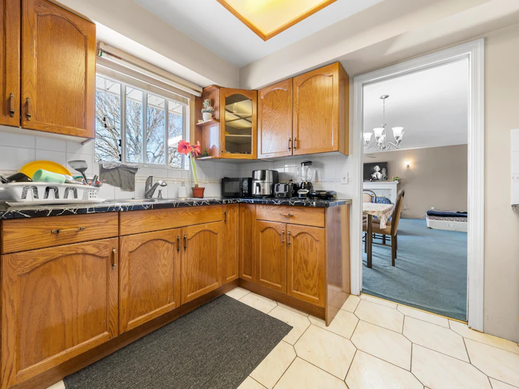 6722 124 Street, Surrey, BC, V3W 0Z7 - 10