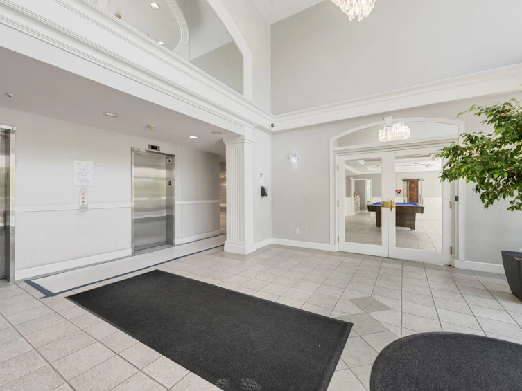 906-3071 Glen Drive, Coquitlam, BC, V3B 7R1 - 25