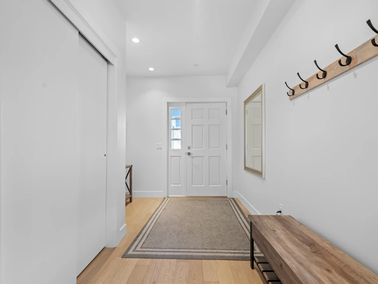 1052 E 11th Avenue, Vancouver, BC, V5T 2G2 - 13
