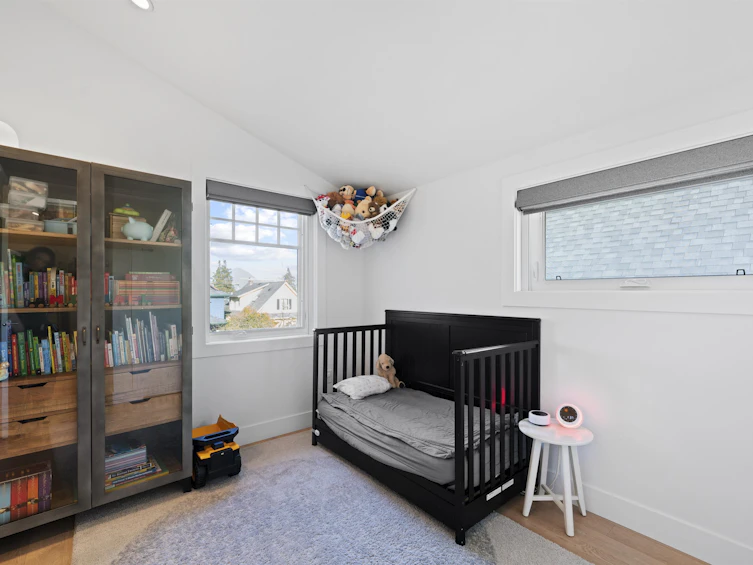 1052 E 11th Avenue, Vancouver, BC, V5T 2G2 - 17