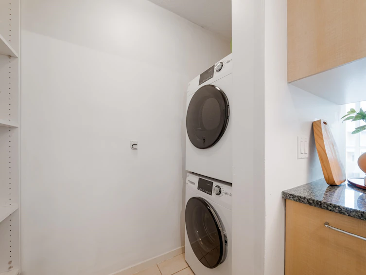 602-1155 Seymour Street, Vancouver, BC, V6B 3M7 - 6