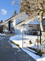 8229 Dogwood Street