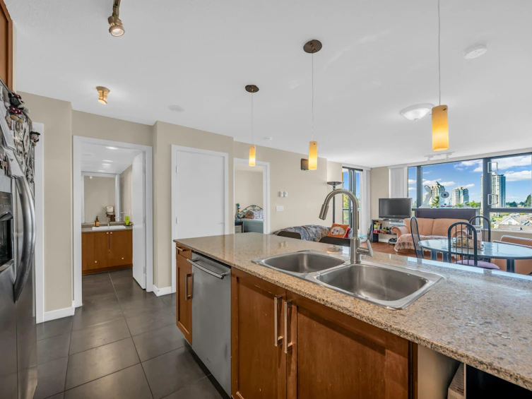 905-7088 Salisbury Avenue, Burnaby, BC, V5E 0A4 - 9