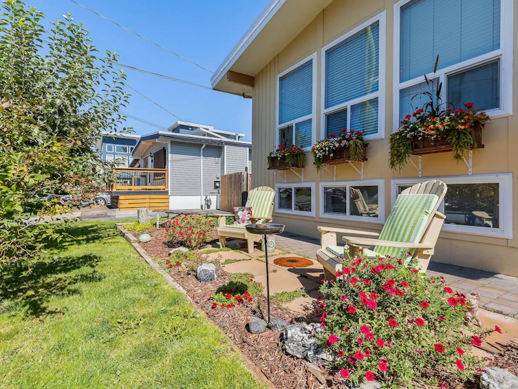 9330 Jackson Street, Chilliwack, BC, V2P 3X1 - 9