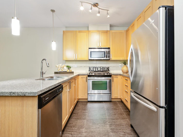 328-15988 26 Avenue, Surrey, BC, V3Z 5K3 - 6