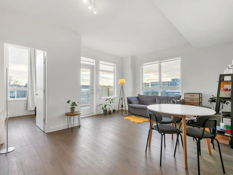 412-4033 May Drive, Richmond, BC, V6X 0T3