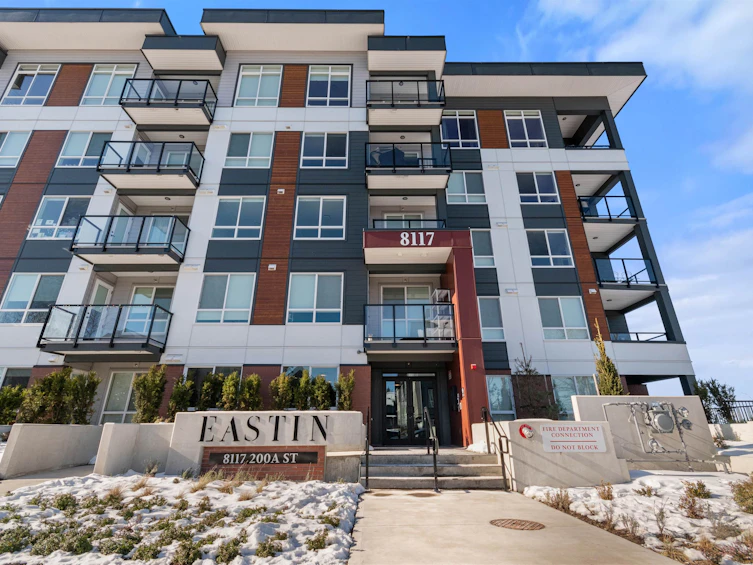 219-8117 200a Street, Langley, BC, V2Y 3W9