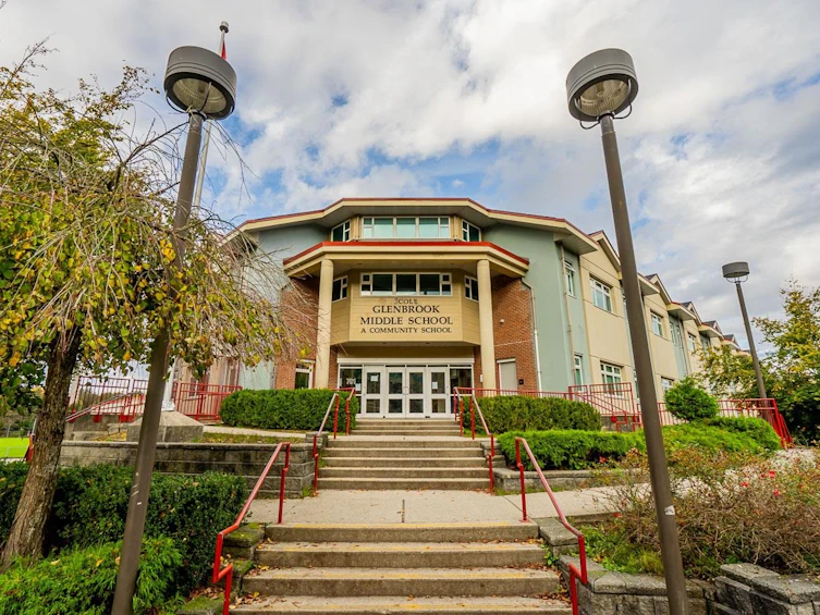 65 E Eighth Avenue, New Westminster, BC, V3L 4J4 - 27