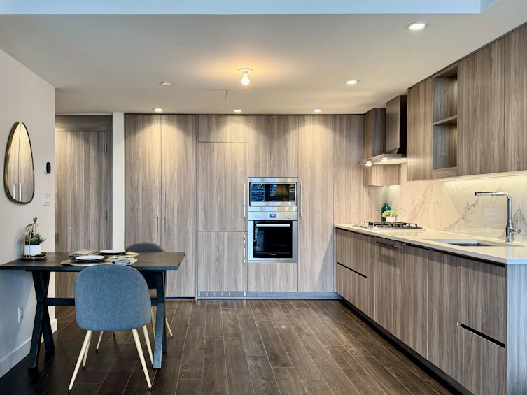 2501-9887 Whalley Boulevard, Surrey, BC, V3T 0P4 - 4
