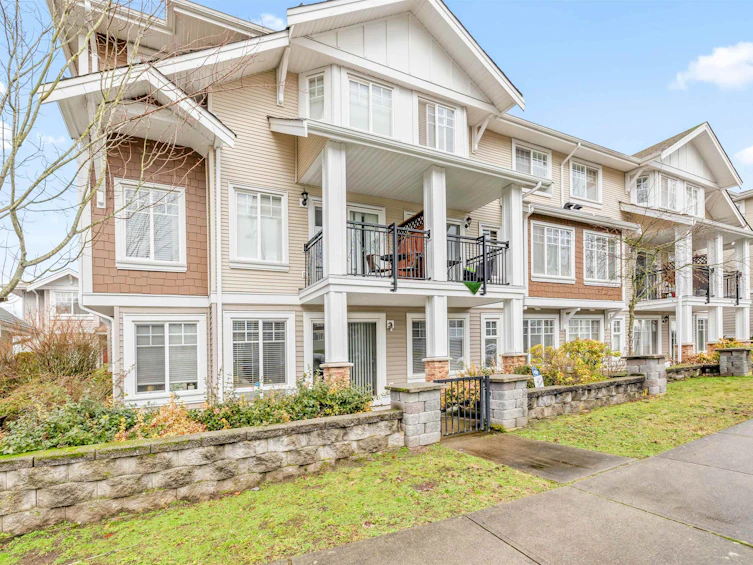 202-4025 Norfolk Street, Burnaby, BC, V5G 0A5 - 2