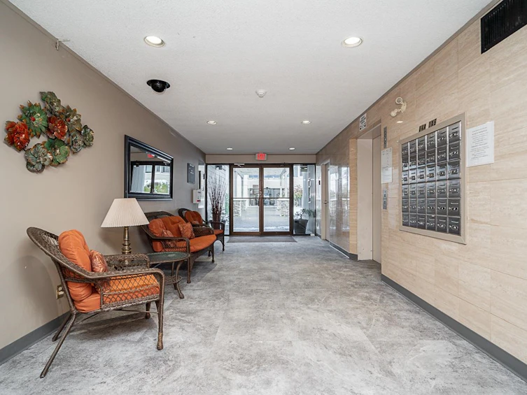 214-15272 19 Avenue, Surrey, BC, V4A 1X6 - 5