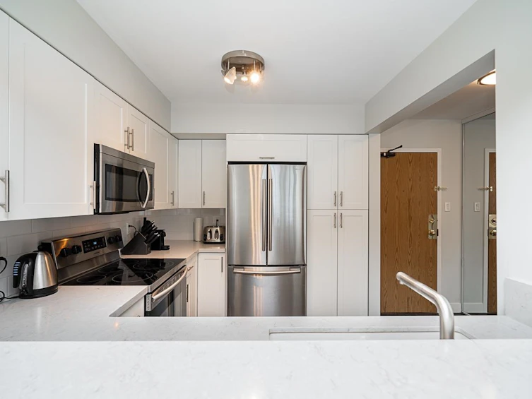 214-15272 19 Avenue, Surrey, BC, V4A 1X6 - 9