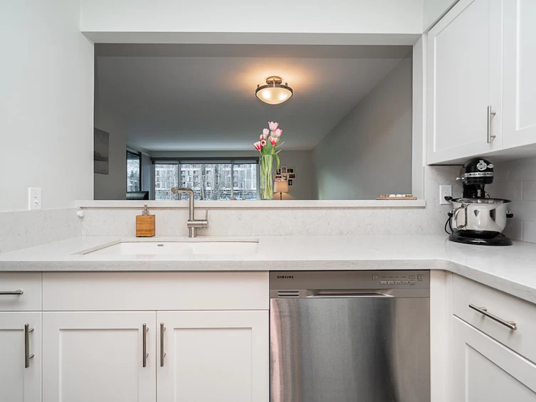214-15272 19 Avenue, Surrey, BC, V4A 1X6 - 10