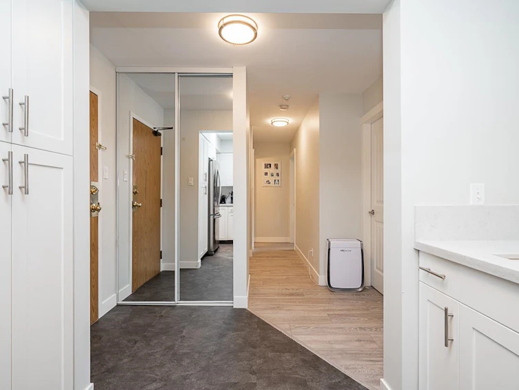 214-15272 19 Avenue, Surrey, BC, V4A 1X6 - 11
