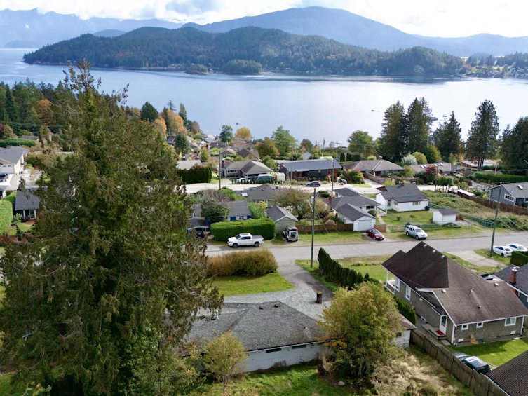 635 Martin Road, Gibsons, BC, V0N 1V9 - 18