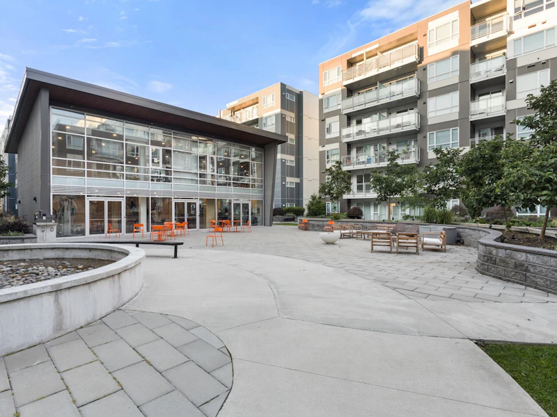 606 - 10581 140th Street, Surrey BC