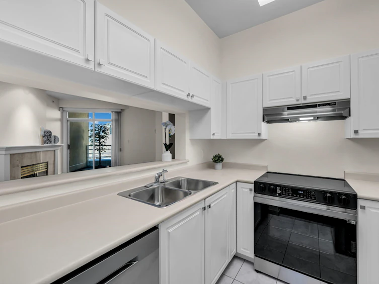 405-2105 W 42nd Avenue, Vancouver, BC, V6M 2B7 - 5