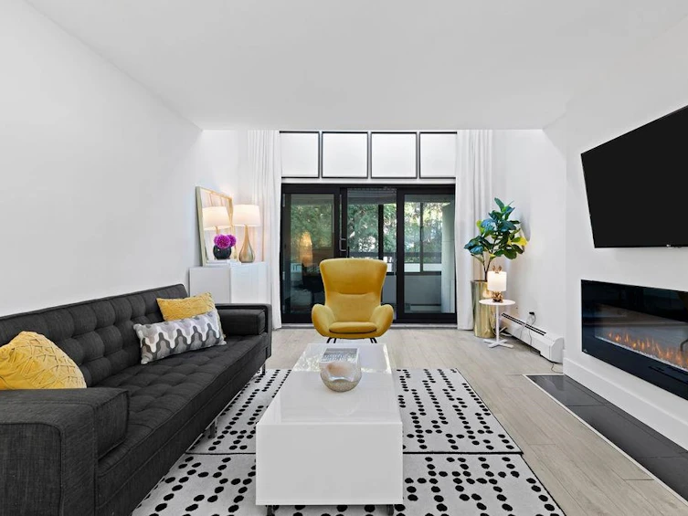 308-1855 Nelson Street, Vancouver, BC, V6G 1M9 - 2