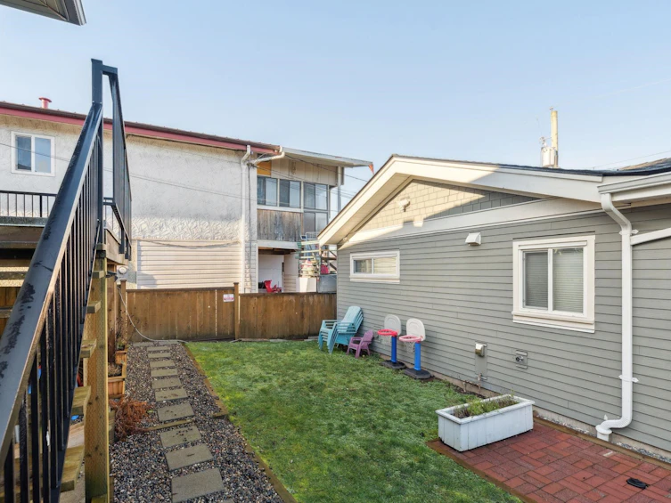 1391 E 35th Avenue, Vancouver, BC, V5W 1C2 - 15