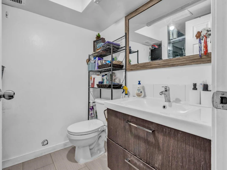 1391 E 35th Avenue, Vancouver, BC, V5W 1C2 - 32