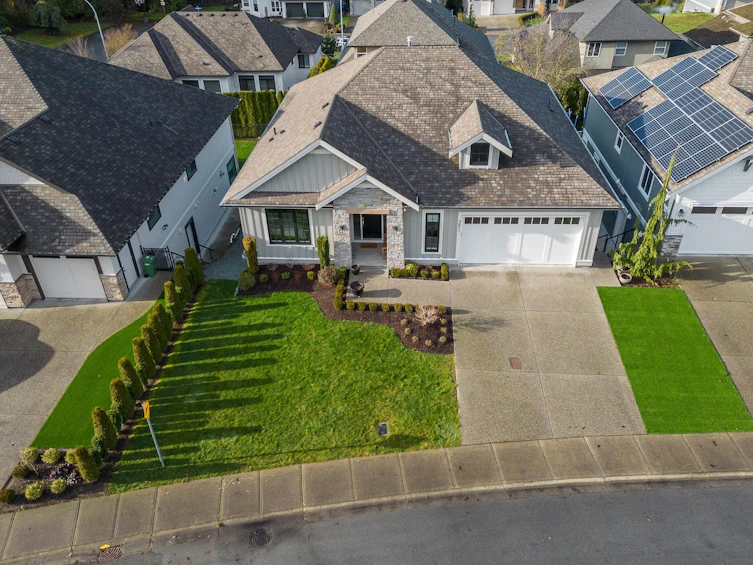 3801 Latimer Street, Abbotsford, BC, V2S 7L5 - 2