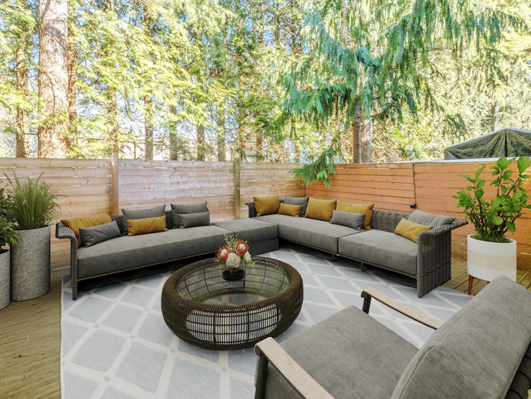 200-10620 150 Street, Surrey, BC, V3R 7R9 - 9