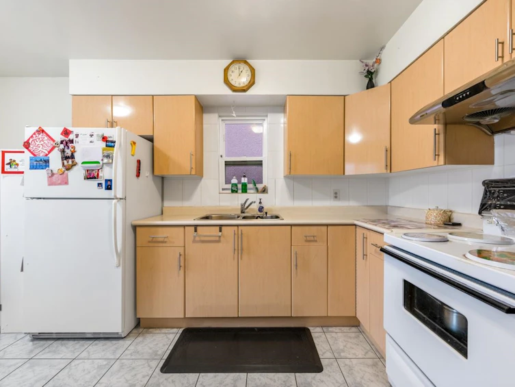3428 E 25th Avenue, Vancouver, BC, V5R 1K1 - 9
