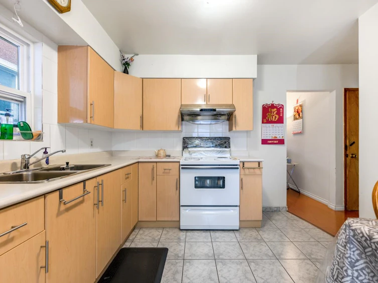 3428 E 25th Avenue, Vancouver, BC, V5R 1K1 - 12
