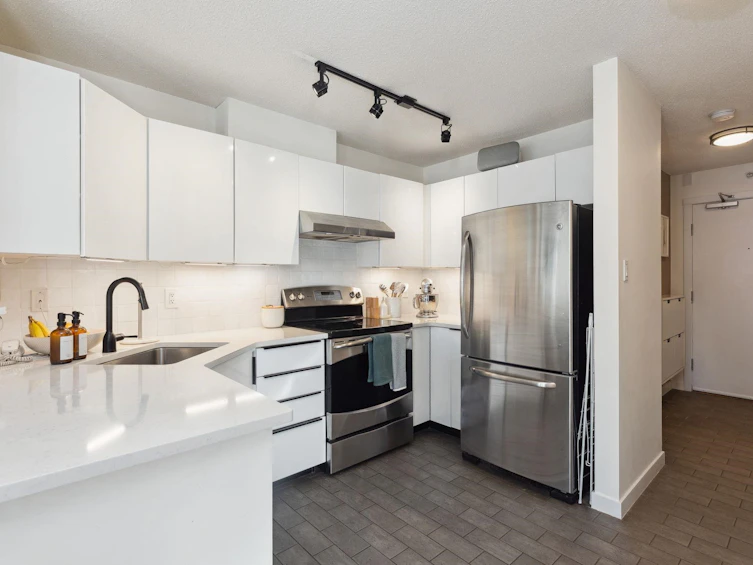 212-2768 Cranberry Drive, Vancouver, BC, V6K 4V1 - 11