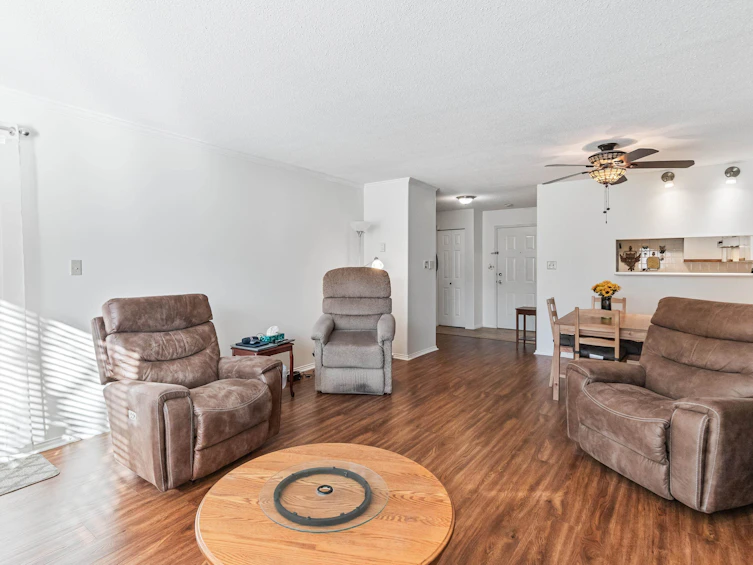 103-8120 Bennett Road, Richmond, BC, V6Y 1N5 - 13