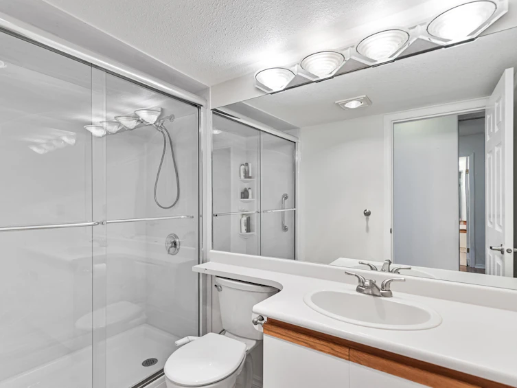 103-8120 Bennett Road, Richmond, BC, V6Y 1N5 - 14