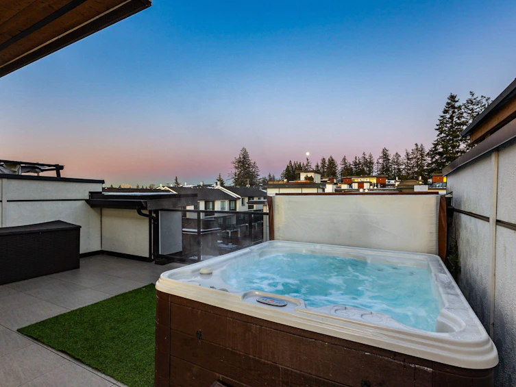4-16355 23rd Avenue, Surrey, BC, V3Z 0W1 - 2