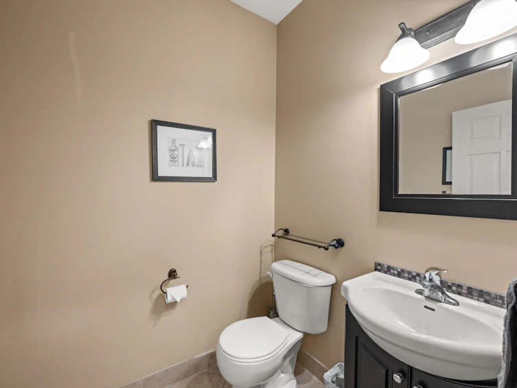 9460 217 Street, Langley, BC, V1M 4E4 - 22