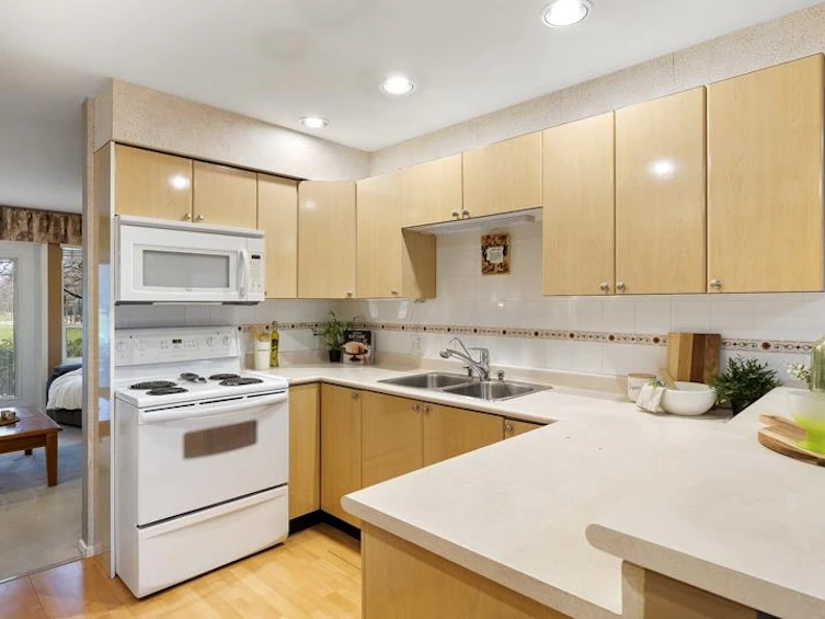 28-15488 101a Avenue, Surrey, BC, V3R 0Z8 - 7