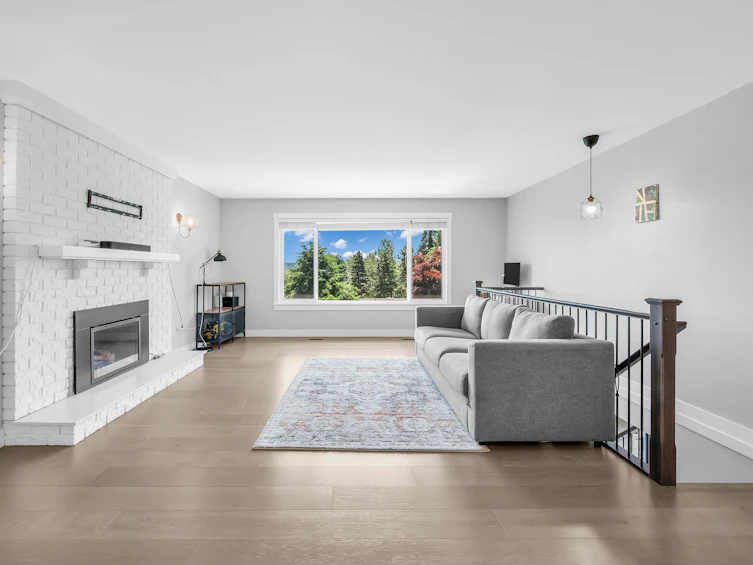 321 Gloucester Court, Coquitlam, BC, V3K 5S6 - 2