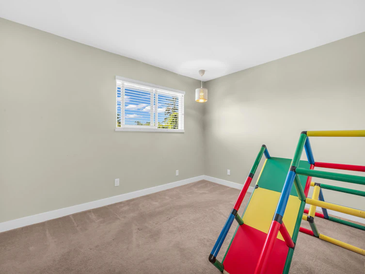 321 Gloucester Court, Coquitlam, BC, V3K 5S6 - 15