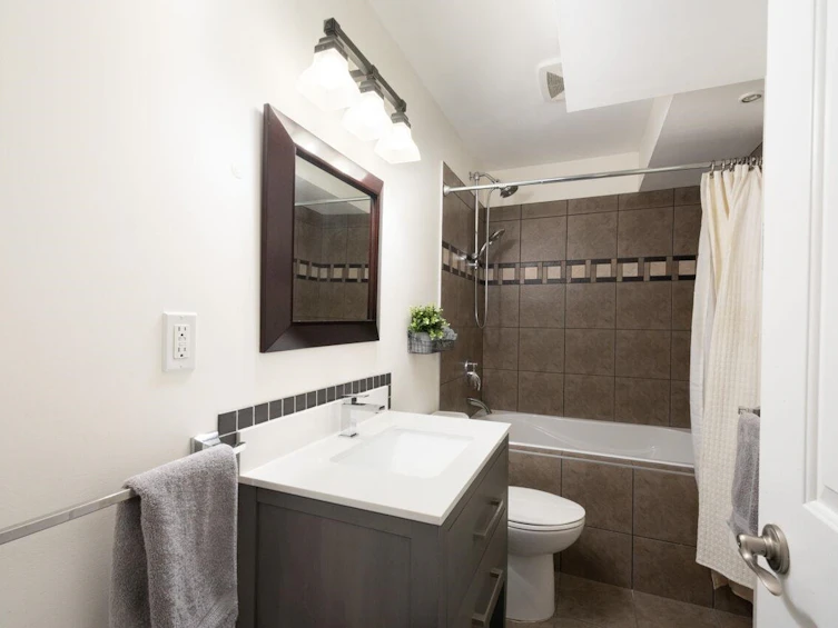 151 Maple Drive, Port Moody, BC, V3H 0A8 - 32