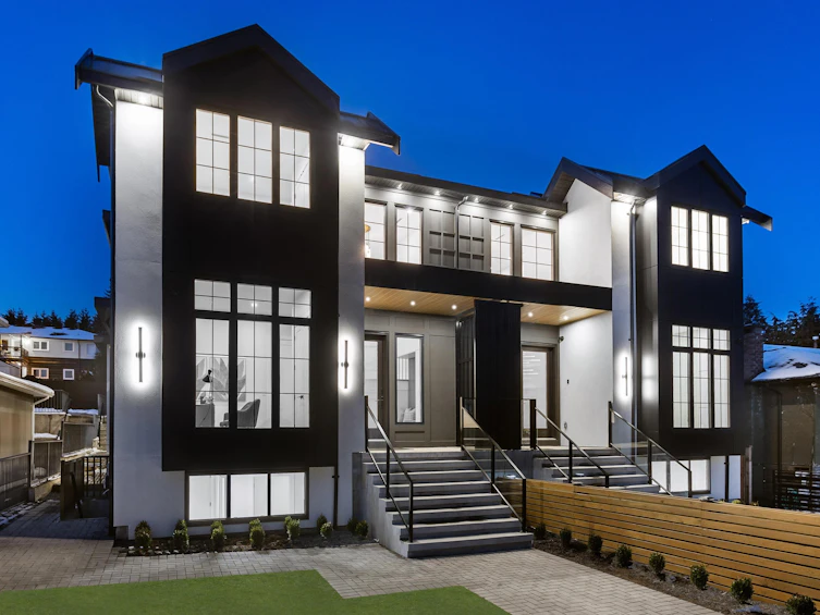 4965 Georgia Street, Burnaby, BC, V5B 1V2
