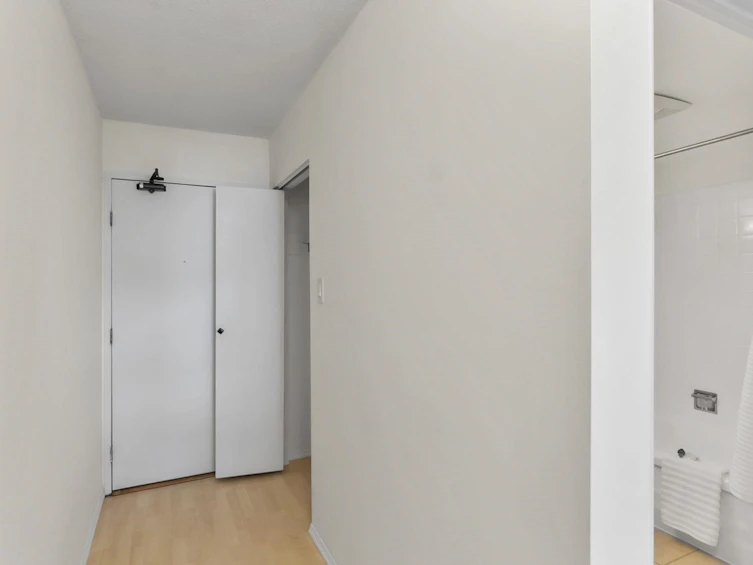 307-1950 W 8th Avenue, Vancouver, BC, V6J 1W3 - 12