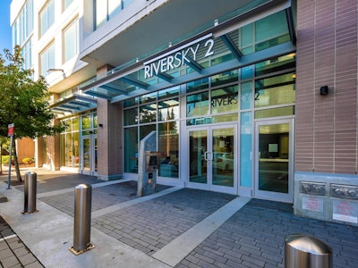 710-988 Quayside Drive - 3