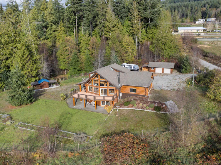 1041 Firburn Road, Gibsons, BC, V0N 2W5 - 4